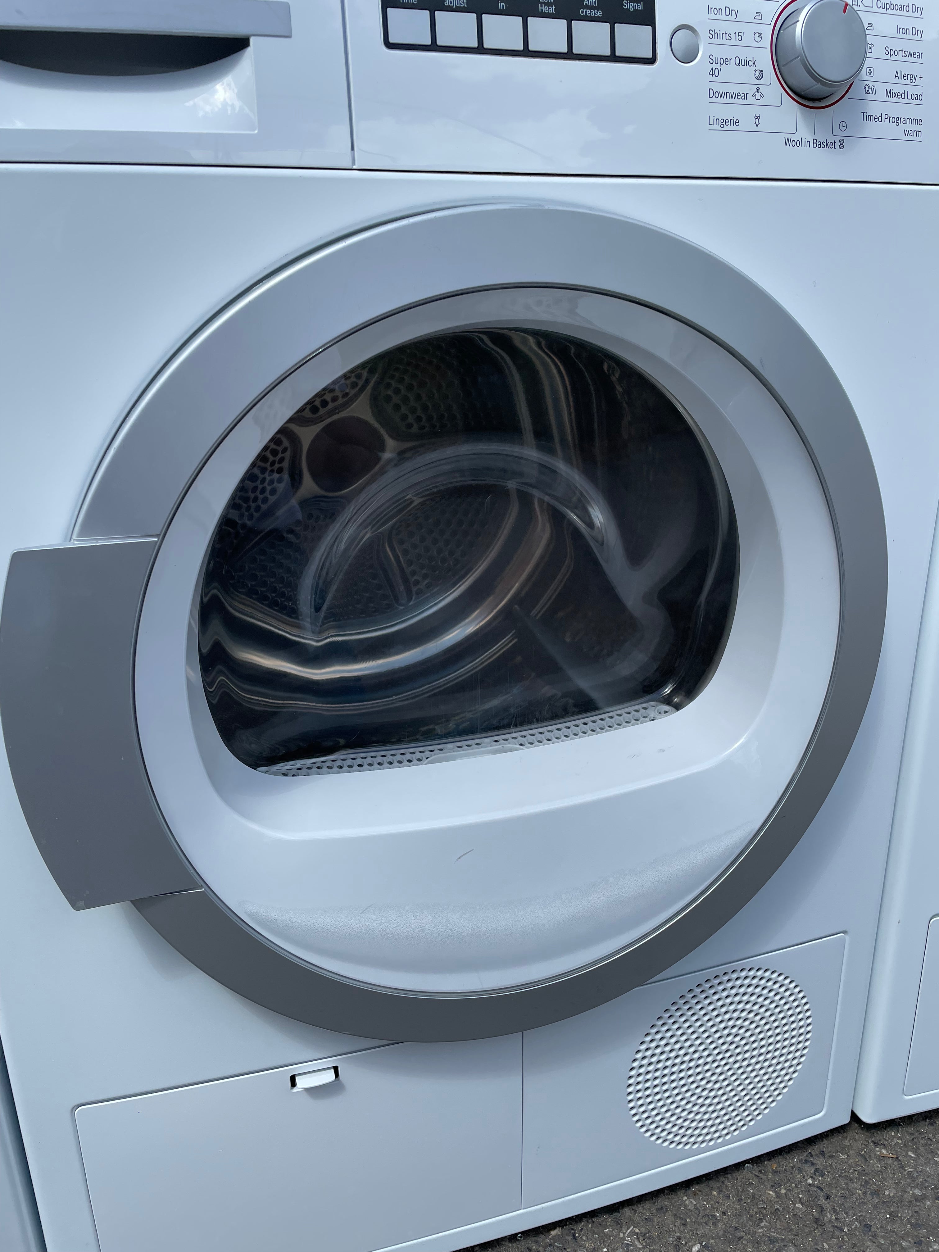 Refurbished Bosch Serie 6 WTB86590GB Condenser Tumble Dryer 9KG White - Freestanding